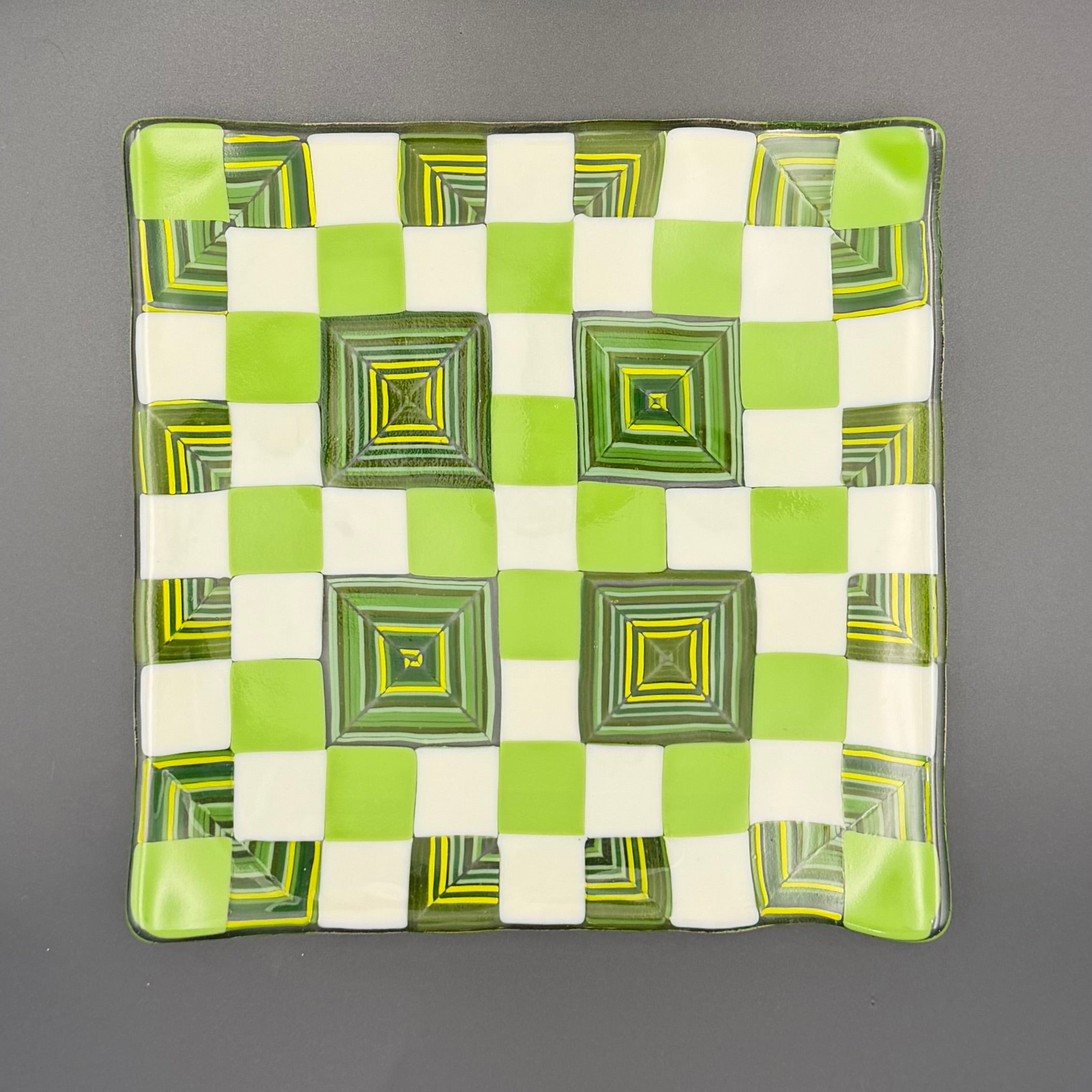 Retro Lime Checkmate Square Plate