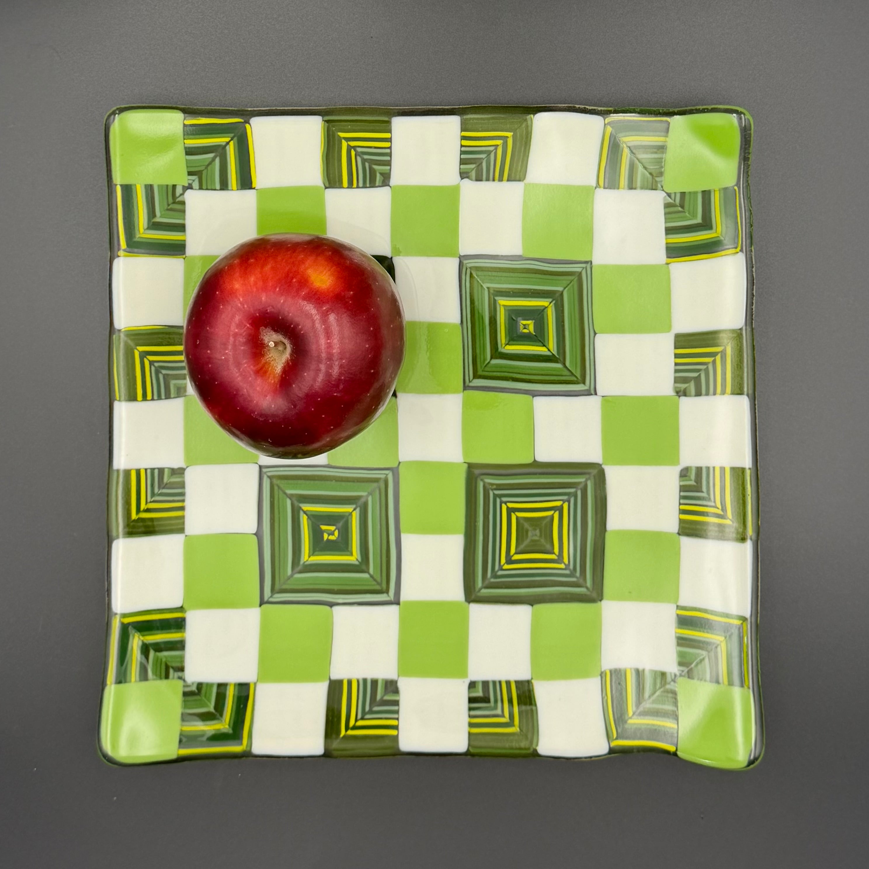 Retro Lime Checkmate Square Plate