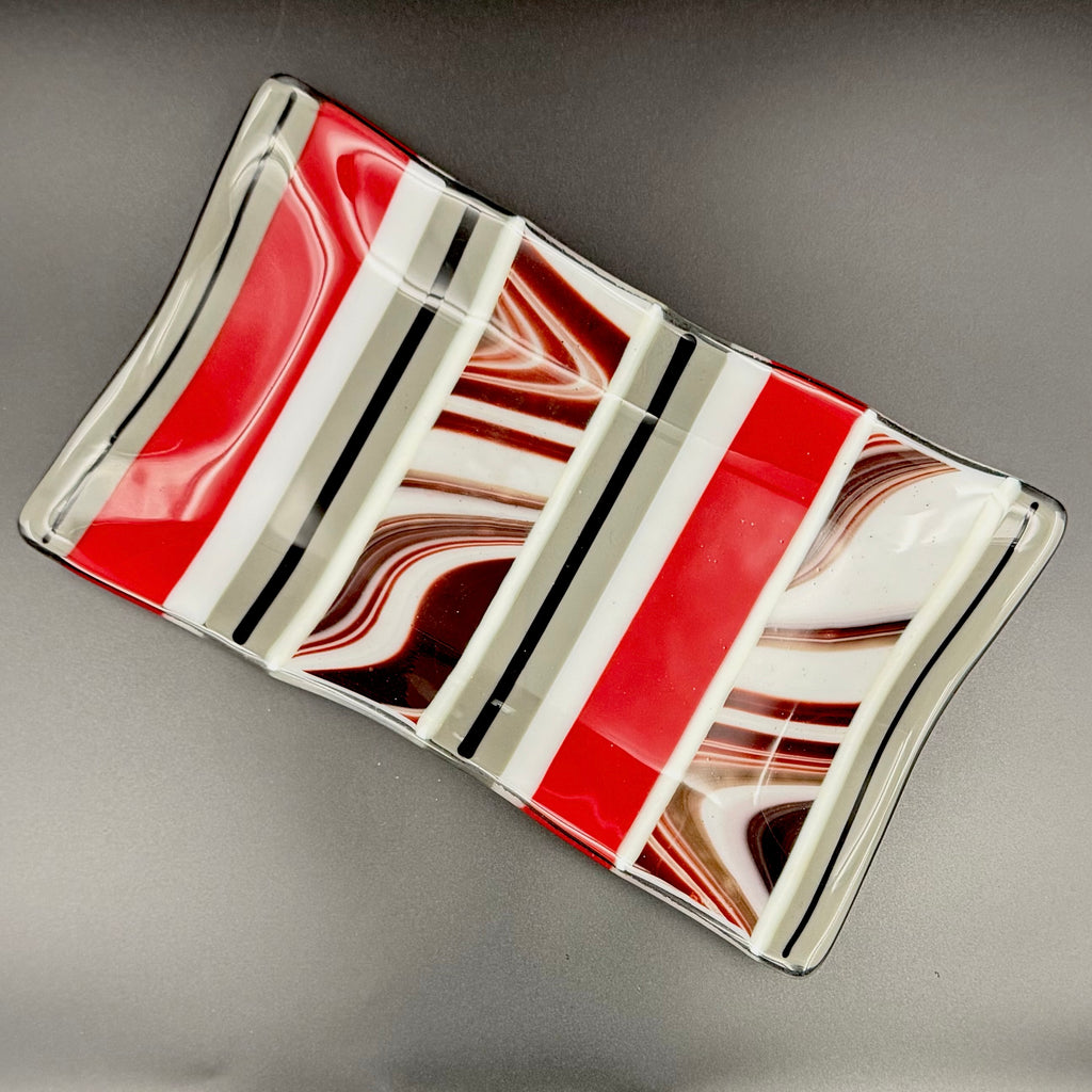 Ruby Waved Serving Plate
